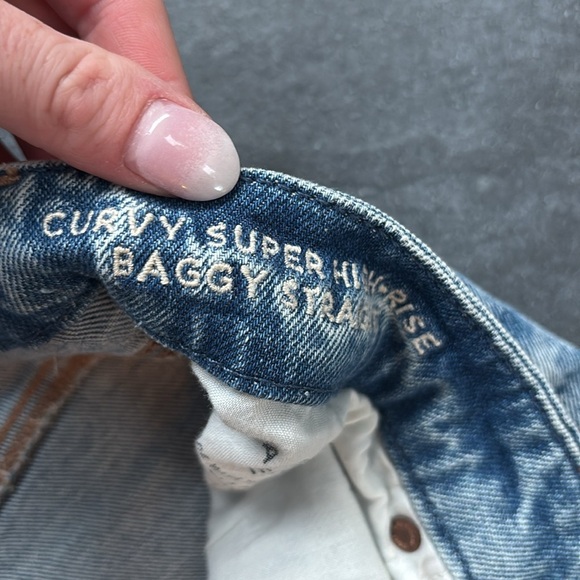 AE Stretch Curvy Super High-Waisted Baggy Straight Blue Jeans - Picture 6 of 7